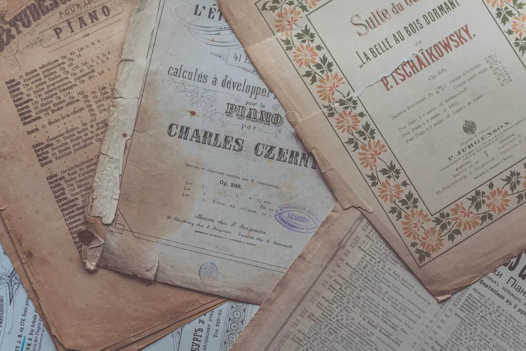 Image promoting a set of websites for free sheet music