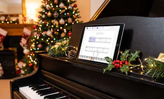 Die schönsten Weihnachtslieder für Klavier (mit Noten)